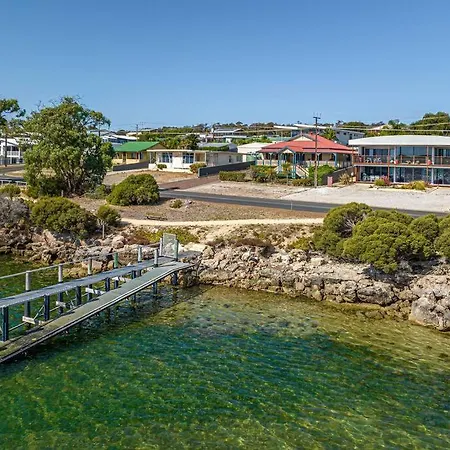Almonta Apartments On The Water Front Coffin Bay Exterior photo