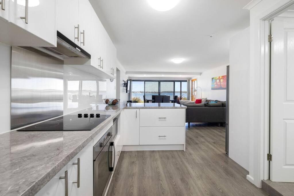 Apartment Almonta On The Water Front Coffin Bay