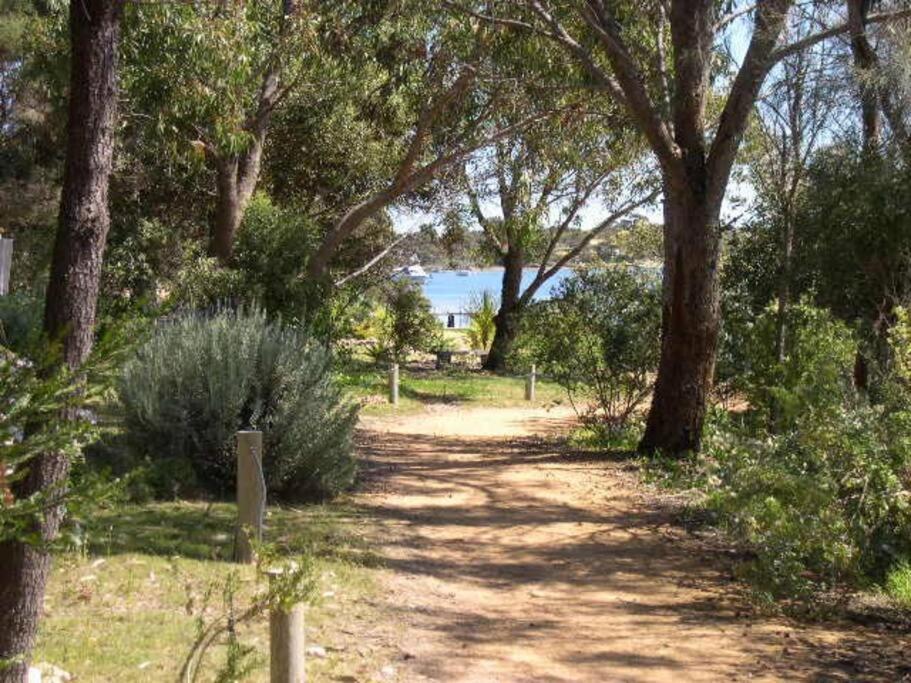 Almonta On The Water Front Apartment Coffin Bay