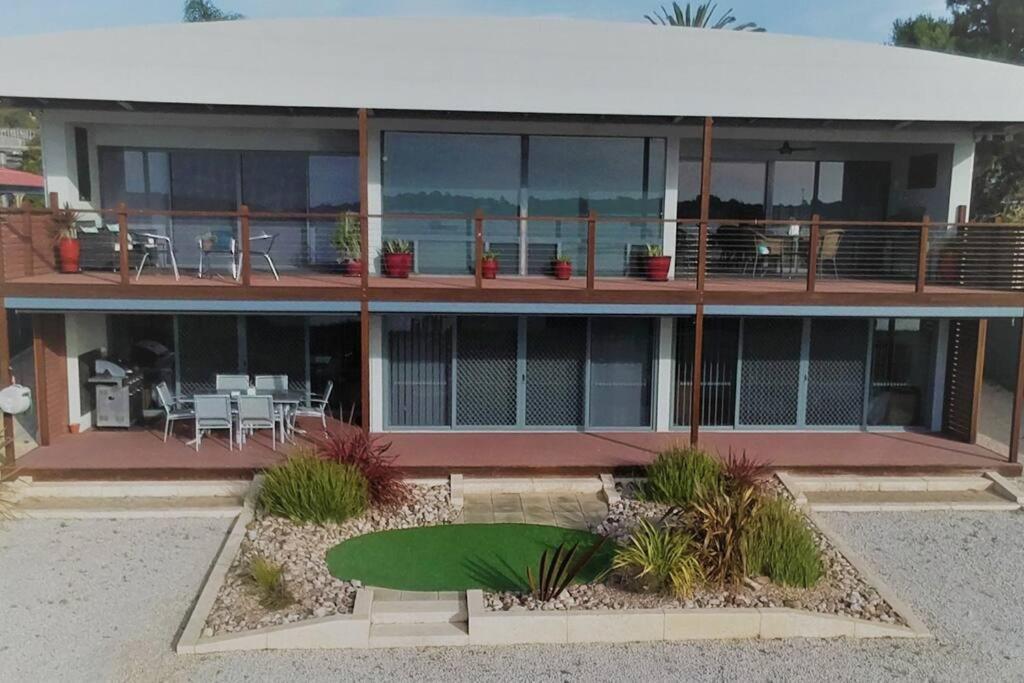 Apartment Almonta On The Water Front *